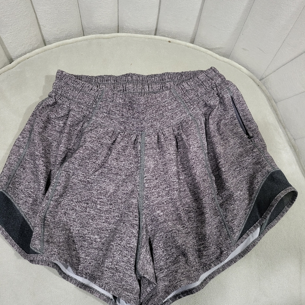 Lululemon athletic short 4